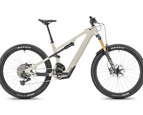 MOUSTACHE Samedi 29 Game 150.8 Moon Landing