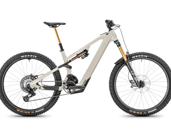 MOUSTACHE Samedi 29 Game 160.9 Moon Landing